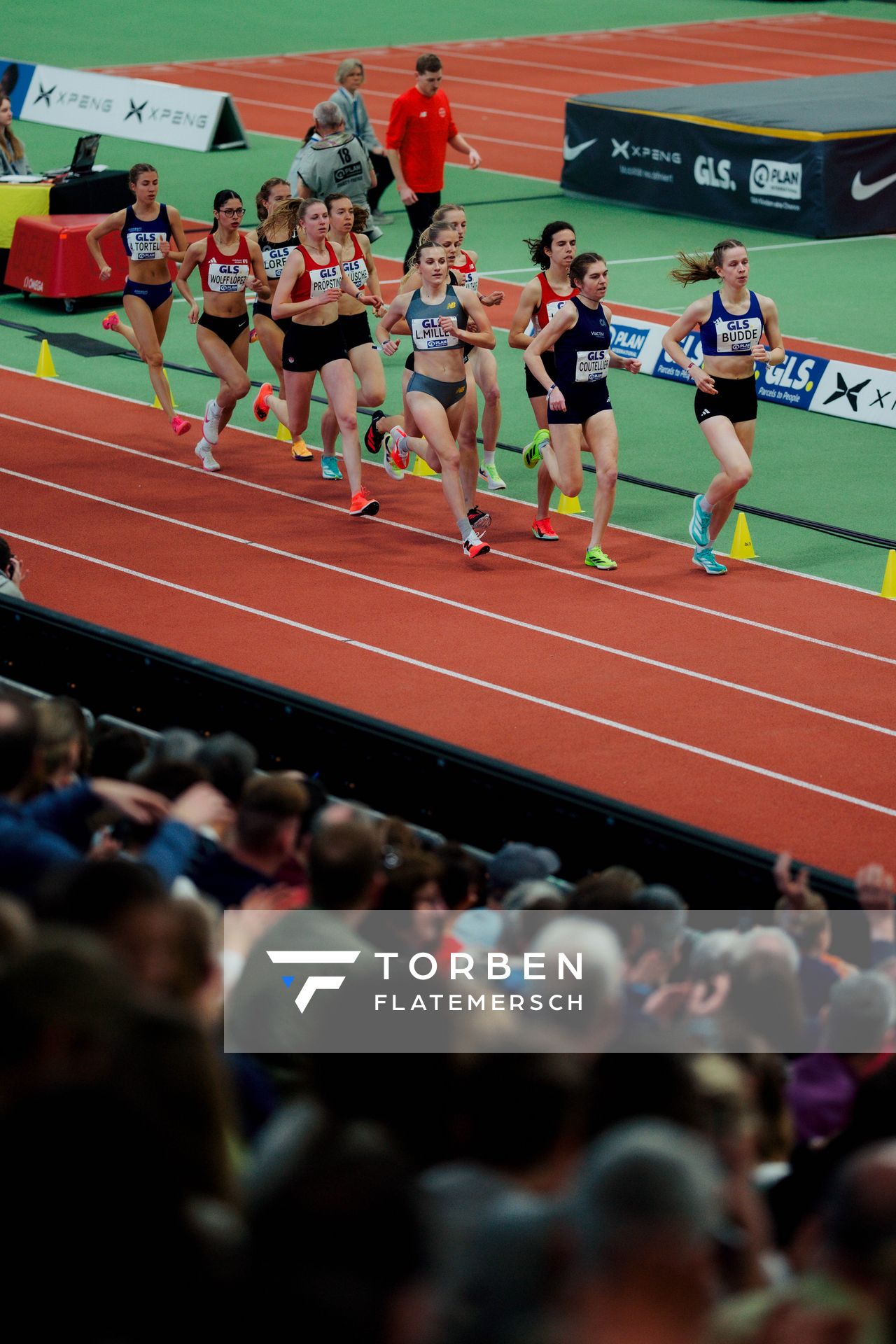 Marie Pröpsting (VfL Eintracht Hannover), Anna Malena Wolff López (Braunschweiger Laufclub), Majtie Kolberg ( LG Kreis Ahrweiler), Leandra Lorenz (Berlin Track Club) am 01.03.2026 bei den Deutschen Hallen Meisterschaften in der Helmut-Körnig-Halle in Dortmund
