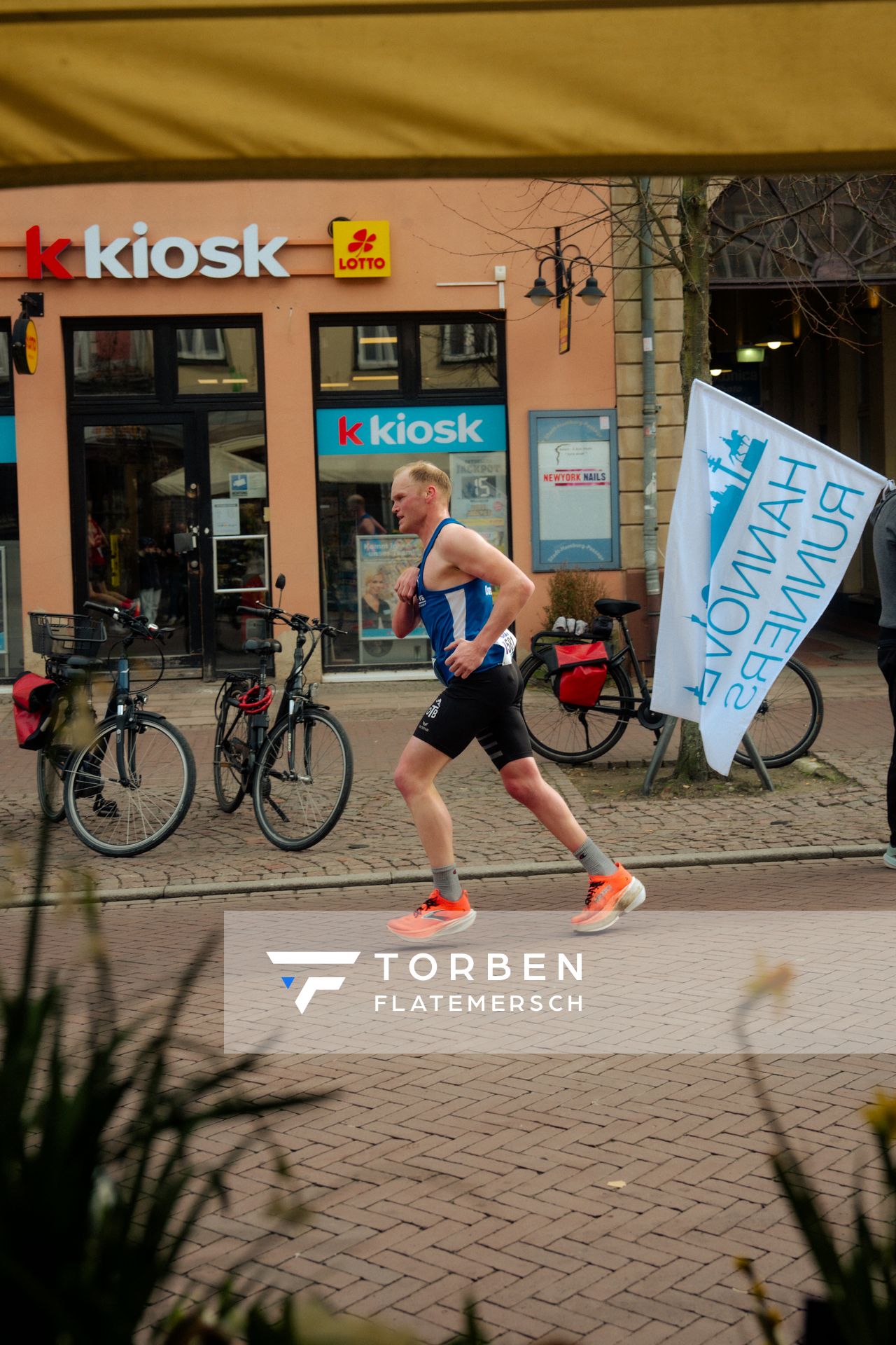 Ulf Pohlmann (OTB Osnabrück) am 08.03.2026 bei den Deutschen Meisterschaften 10 km Straße in Uelzen