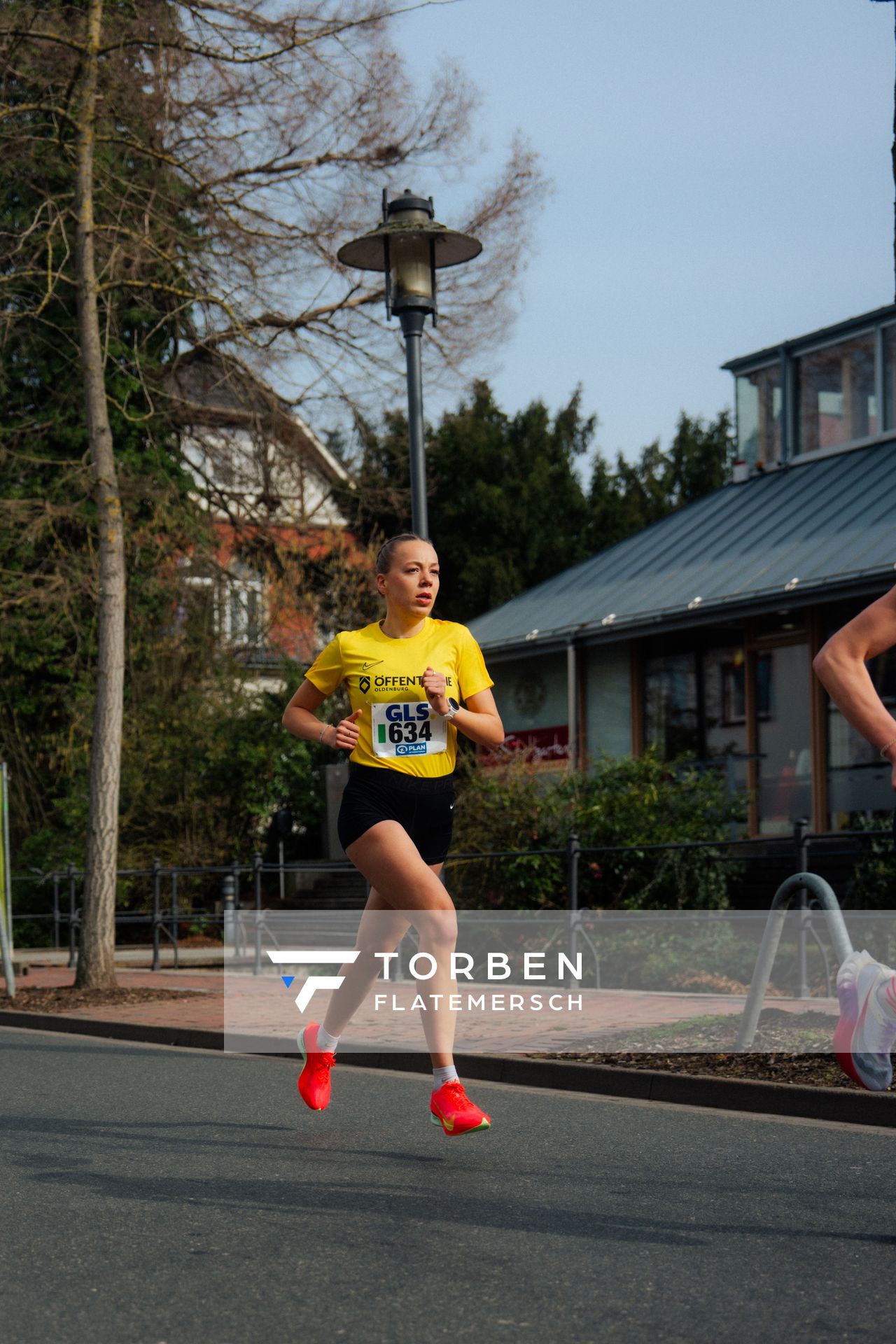 Carolin Hinrichs (VfL Löningen) am 08.03.2026 bei den Deutschen Meisterschaften 10 km Straße in Uelzen