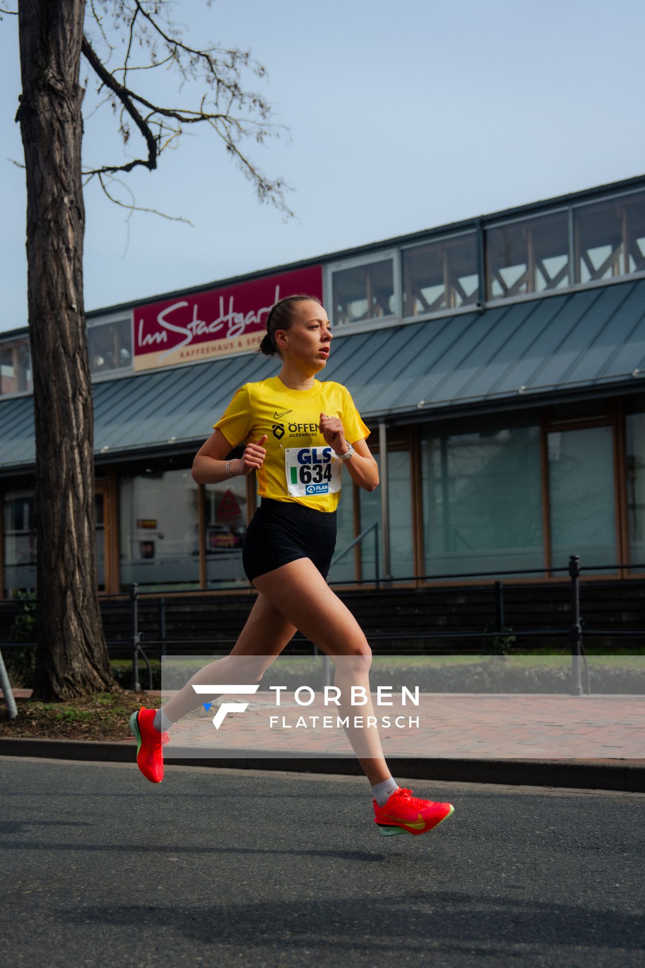 Carolin Hinrichs (VfL Löningen) am 08.03.2026 bei den Deutschen Meisterschaften 10 km Straße in Uelzen