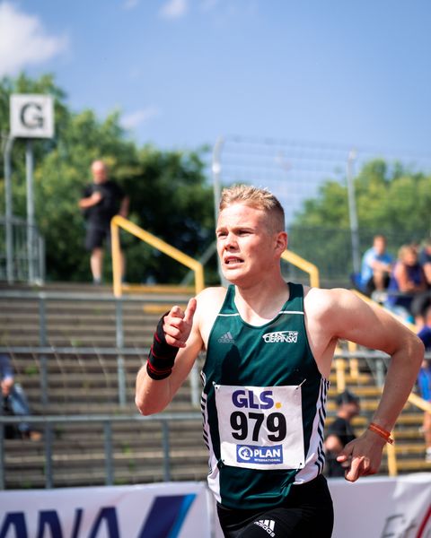 Karl Mueller (SV Halle) am 15.07.2022 waehrend den deutschen Leichtathletik-Jugendmeisterschaften 2022 in Ulm