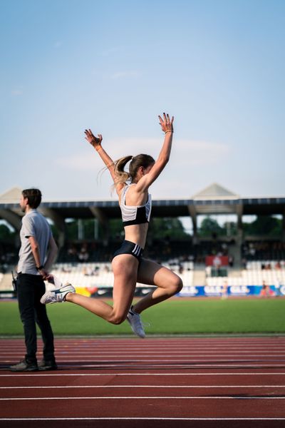 Emily Pischke (Hannover 96) am 15.07.2022 waehrend den deutschen Leichtathletik-Jugendmeisterschaften 2022 in Ulm