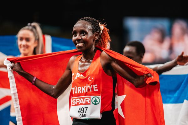 Yasemin Can (TUR) gewinnt die 10000m der Frauen am 15.08.2022 bei den Leichtathletik-Europameisterschaften in Muenchen