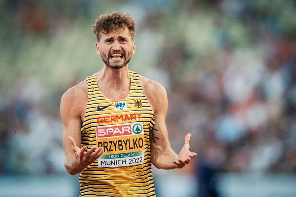 Mateusz Przybylko (GER) im Hochsprung am 16.08.2022 bei den Leichtathletik-Europameisterschaften in Muenchen