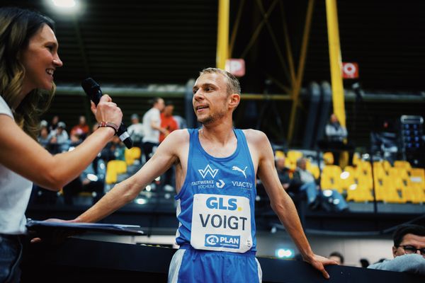 Nils Voigt (TV Wattenscheid 01) bei den Deutschen Leichtathletik-Hallenmeisterschaften am 18.02.2023 in der Helmut-Koernig-Halle in Dortmund
