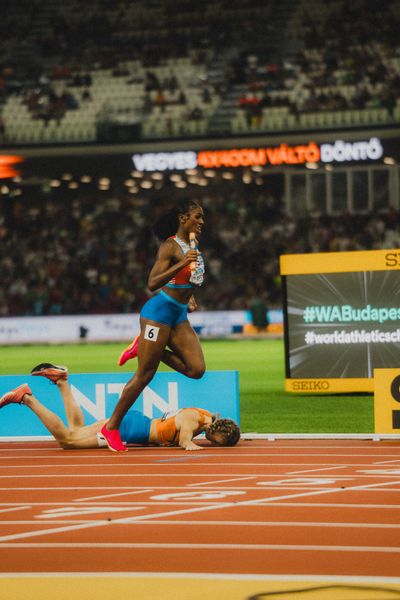 Femke Bol (NED/Netherlands), Alexis Holmes (USA/United States) during the 4x400 Metres Mixed Relay during day 1 of the World Athletics Championships Budapest 23 at the National Athletics Centre in Budapest, Hungary on August 19, 2023.