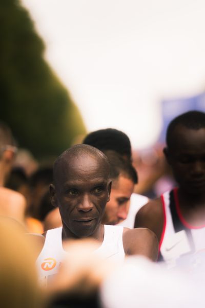 Eliud Kipchoge (KEN/Kenya) kurz vor dem Start am 24.09.2023 beim Berlin Marathon in Berlin