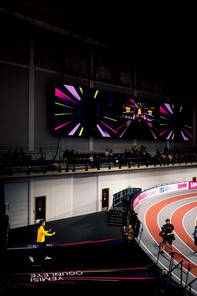 Alina Kenzel (GER/Germany) bei der Athletenvorstellung am 01.03.2024 bei den World Athletics Indoor Championships in Glasgow (Schottland / Vereinigtes Königreich)