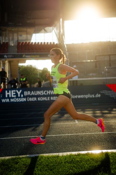 Svenja Pingpank (Hannover Athletics) am 28.06.2024 beim 5000m Lauf bei den deutschen Leichtathletik-Meisterschaften 2024 im Eintracht-Stadion in Braunschweig