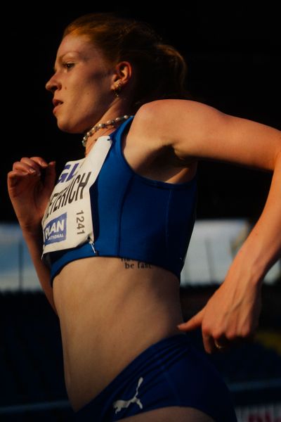 Eva Dieterich (LAV Stadtwerke Tübingen)  am 28.06.2024 beim 5000m Lauf bei den deutschen Leichtathletik-Meisterschaften 2024 im Eintracht-Stadion in Braunschweig