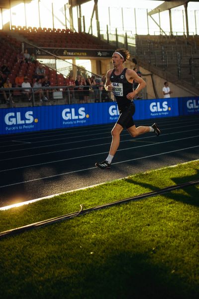 Sam Parsons (SCC Berlin) am 28.06.2024 beim 5000m Lauf bei den deutschen Leichtathletik-Meisterschaften 2024 im Eintracht-Stadion in Braunschweig