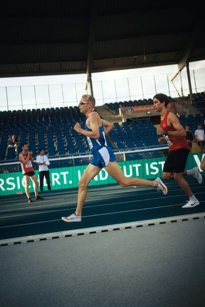 Nils Voigt (TV Wattenscheid 01)  am 28.06.2024 beim 5000m Lauf bei den deutschen Leichtathletik-Meisterschaften 2024 im Eintracht-Stadion in Braunschweig