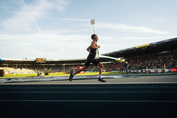 Sam Parsons (SCC Berlin)  am 28.06.2024 beim 5000m Lauf bei den deutschen Leichtathletik-Meisterschaften 2024 im Eintracht-Stadion in Braunschweig