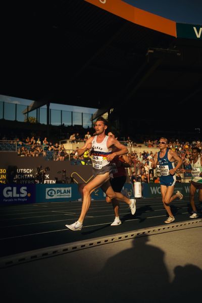 Davor Aaron Bienenfeld (SSC Hanau-Rodenbach) am 28.06.2024 beim 5000m Lauf bei den deutschen Leichtathletik-Meisterschaften 2024 im Eintracht-Stadion in Braunschweig