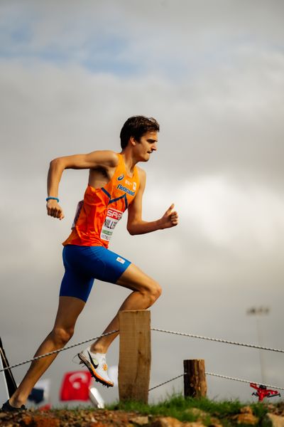Stefan Nilessen (Netherlands) am 08.12.2024 bei den Crosslauf-Europameisterschaften in Antalya