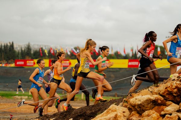Konstanze Klosterhalfen (Germany) am 08.12.2024 bei den Crosslauf-Europameisterschaften in Antalya