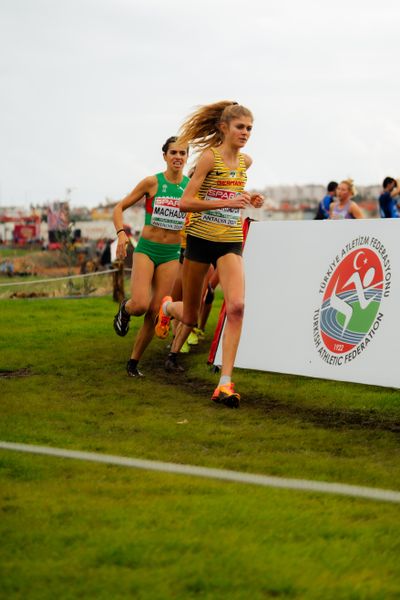 Konstanze Klosterhalfen (Germany) am 08.12.2024 bei den Crosslauf-Europameisterschaften in Antalya