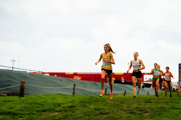 Konstanze Klosterhalfen (Germany) am 08.12.2024 bei den Crosslauf-Europameisterschaften in Antalya