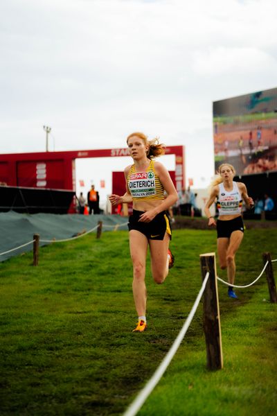 Eva Dieterich (Germany) am 08.12.2024 bei den Crosslauf-Europameisterschaften in Antalya