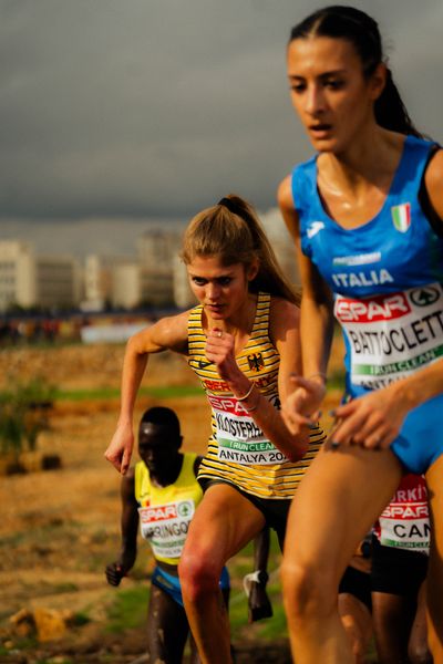 Konstanze Klosterhalfen (Germany) am 08.12.2024 bei den Crosslauf-Europameisterschaften in Antalya