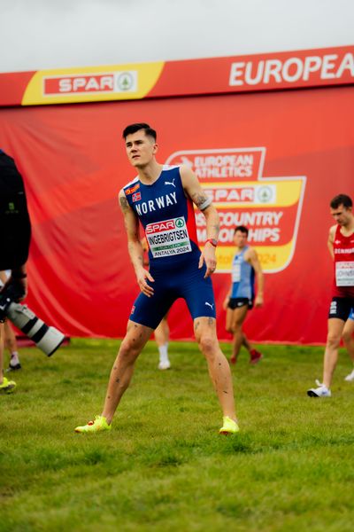 Jakob Ingebrigtsen (Norway) am 08.12.2024 bei den Crosslauf-Europameisterschaften in Antalya
