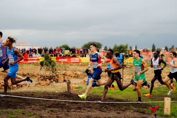 Jakob Ingebrigtsen (Norway), Nuno Pereira (Portugal) am 08.12.2024 bei den Crosslauf-Europameisterschaften in Antalya