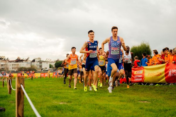 Jakob Ingebrigtsen (Norway), Hugo Milner (Great Britain) am 08.12.2024 bei den Crosslauf-Europameisterschaften in Antalya
