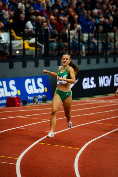 Nele Jaworski (VfL Wolfsburg) über 200m bei den deutschenHallenmeisterschaften am 23.02.2025 in der Helmut-Körnig-Halle in Dortmund