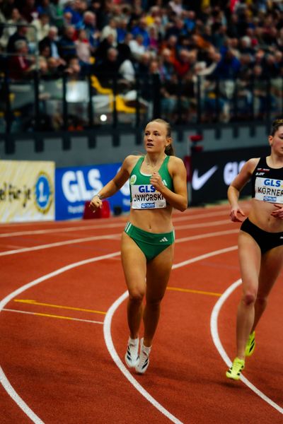 Nele Jaworski (VfL Wolfsburg) über 200m bei den deutschenHallenmeisterschaften am 23.02.2025 in der Helmut-Körnig-Halle in Dortmund
