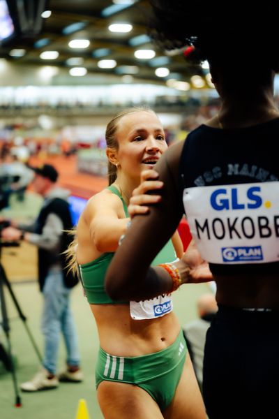 Nele Jaworski (VfL Wolfsburg) über 200m bei den deutschenHallenmeisterschaften am 23.02.2025 in der Helmut-Körnig-Halle in Dortmund