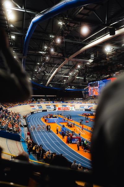 1500m Heats during the European Athletics Indoor Championships on 06/03/2025 at the Omnisport Arena in Apeldoorn