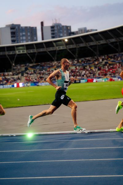 George Mills (United Kingdom) during the 1500m race at the Wanda Diamond League MEETING de Paris on 20/06/2025 in Paris