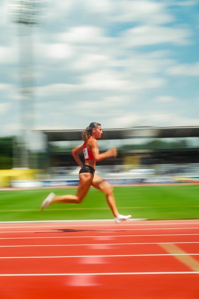 Allegra Hildebrand (TSV Bayer 04 Leverkusen) waehrend der U16-/U23-DM am 05.07.2025 im Donaustadion in Ulm