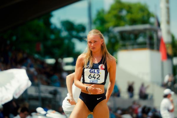 Charlotte Grimm (SV Eintracht Nordhorn) waehrend der U16-/U23-DM am 05.07.2025 im Donaustadion in Ulm