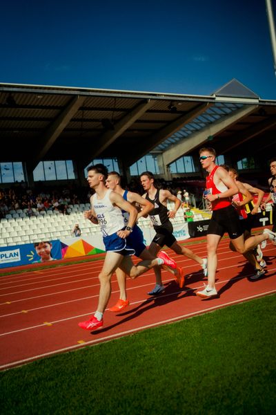 Gianluca Mirizzi (TuS Köln rrh.), Floyd Luca Schnaars (TV Lilienthal) waehrend der U16-/U23-DM am 05.07.2025 im Donaustadion in Ulm