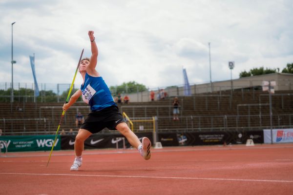Aaron Funck (TV Jahn Walsrode) beim Speerwurfwaehrend der U16-/U23-DM am 06.07.2025 im Donaustadion in Ulm