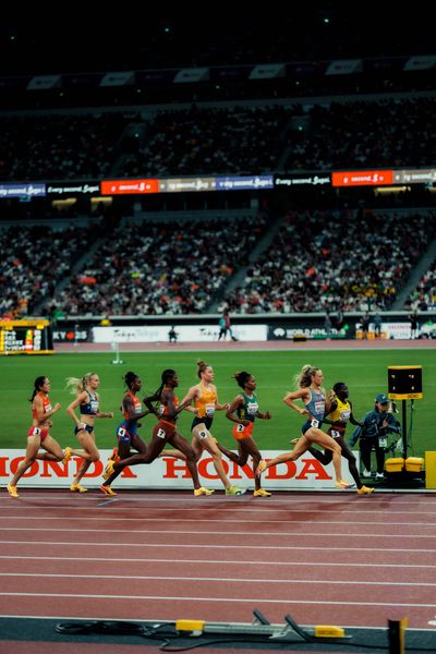 Jemma Reekie (GBR), Smilla Kolbe (GER), Lilian Odira (KEN), Halimah Nakaayi (UGA), Worknesh Mesele (ETH), Eveliina Määttänen (FIN) during the World Athletics Championships on 18.09.2025 in Tokyo.