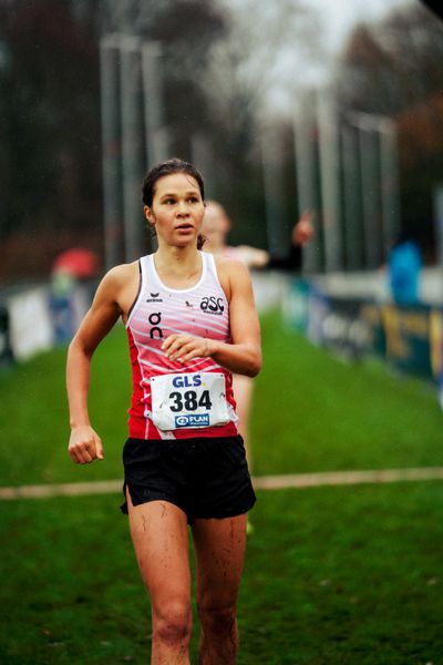 Lisa Tertsch (ASC Darmstadt) im Lauf L09 - Frauen, U23 Langstrecke bei den Deutschen Meisterschaften im Crosslauf auf dem Sportgelände Bürgerpark Nord am 30.11.2025 in Darmstadt