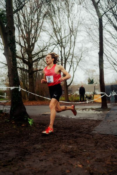 Markus Görger (LG Region Karlsruhe) im Lauf L10 - Männer, U23 Langstrecke bei den Deutschen Meisterschaften im Crosslauf auf dem Sportgelände Bürgerpark Nord am 30.11.2025 in Darmstadt