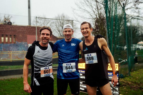 Christian Wiese (TSV Burgdorf), Andreas Bröring (TuS Blau-Weiß Lohne), Matthias Weippert (TC Fiko Rostock) bei den Deutschen Meisterschaften im Crosslauf auf dem Sportgelände Bürgerpark Nord am 30.11.2025 in Darmstadt