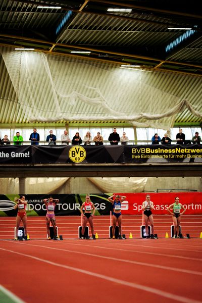 María Ignacia Montt (Chile), Ewa Swoboda (Polen), Sophia Junk (LG Rhein-Wied), Jolina Ernst (TV Wattenscheid 01), Lucija Potnik (Slowenien) am 08.02.2026 beim Sparkassen Indoor Meeting in der Helmut-Körnig-Halle in Dortmund