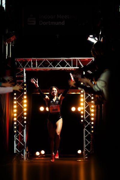 Viola John (LG Brillux Münster) am 08.02.2026 beim Sparkassen Indoor Meeting in der Helmut-Körnig-Halle in Dortmund