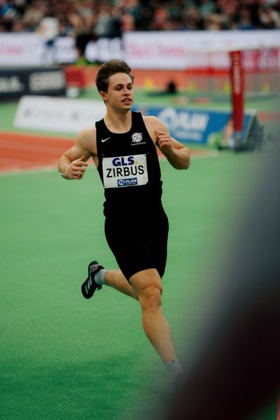 Milian Zirbus (Hannover 96) am 28.02.2026 bei den Deutschen Hallen Meisterschaften in der Helmut-Körnig-Halle in Dortmund