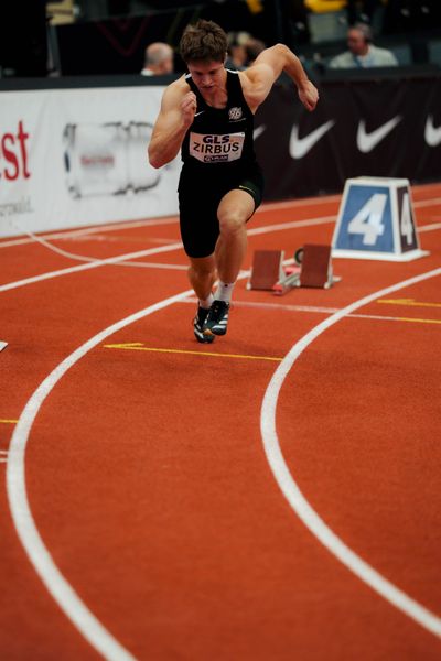 Milian Zirbus (Hannover 96) am 01.03.2026 bei den Deutschen Hallen Meisterschaften in der Helmut-Körnig-Halle in Dortmund