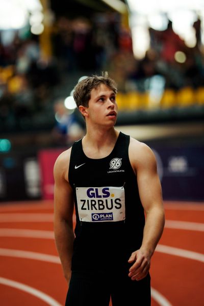 Milian Zirbus (Hannover 96) am 01.03.2026 bei den Deutschen Hallen Meisterschaften in der Helmut-Körnig-Halle in Dortmund