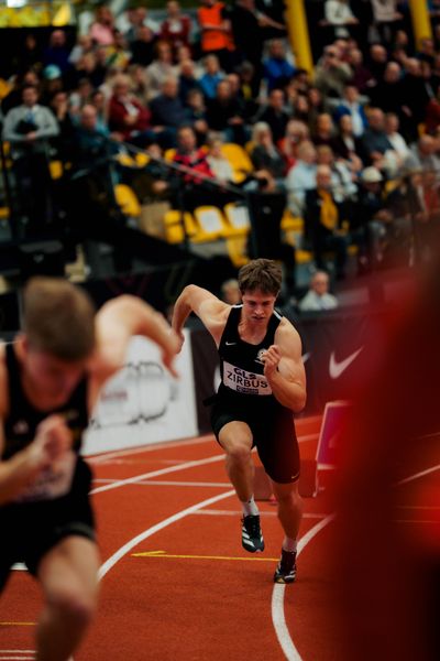Milian Zirbus (Hannover 96) am 01.03.2026 bei den Deutschen Hallen Meisterschaften in der Helmut-Körnig-Halle in Dortmund