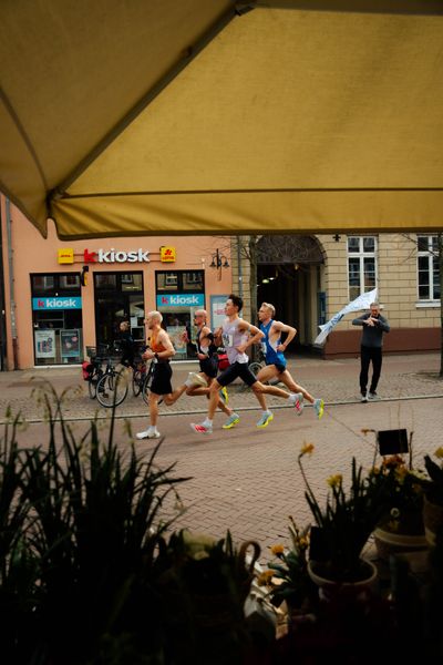 Florian Bremm (Franconia Athletics), Nils Voigt (TV Wattenscheid 01), Johannes Motschmann (SCC Berlin), Hendrik Pfeiffer (Düsseldorf Athletics) am 08.03.2026 bei den Deutschen Meisterschaften 10 km Straße in Uelzen