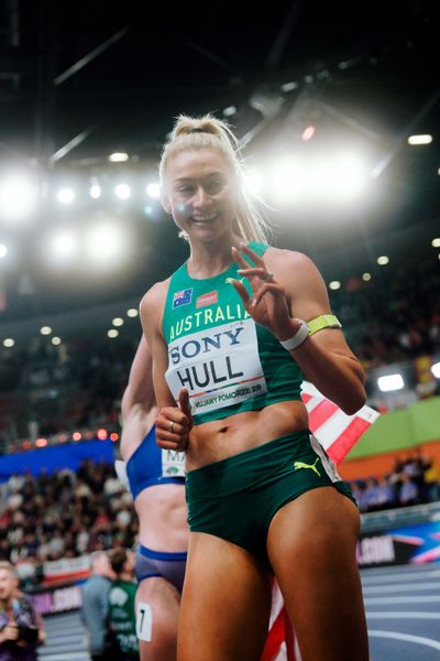 Jessica Hull (Australia), Nadia Battocletti (Italy), Emily MacKay (United States) on 21.03.2026 at the World Athletics Indoor Championships 2026 in Torun